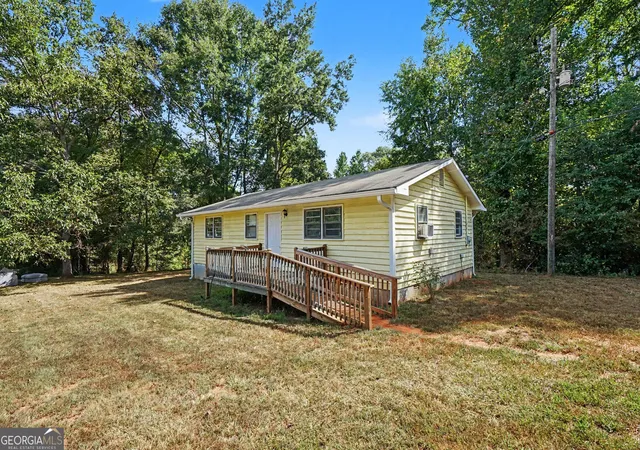 Photo 2 of Sale Pending at 107 Hl Lake Rd, Danielsville, GA 30633 | MLS# 10839996 | Listing updated on 2026-09-19