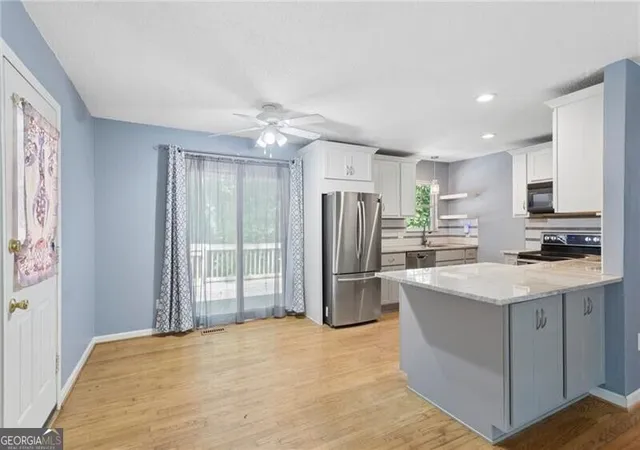 Photo 3 of Single family home for sale at 31 Trina Ave NE, Kennesaw, GA 30144 | MLS# 10844261 | Listing updated on 2026-09-11
