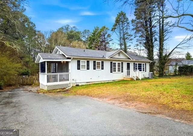Photo 2 of Sale Pending at 3245 Mars Hl Church Rd, Acworth, GA 30101 | MLS# 10853431 | Listing updated on 2026-10-06