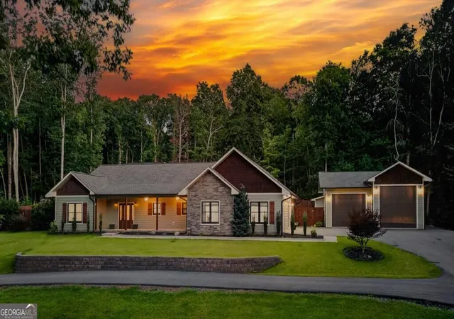 Photo 1 of Single family home for sale at 52 Ivy Ridge Ct, Blue Ridge, GA 30513 | MLS# 10841412 | Listing updated on 2026-09-21