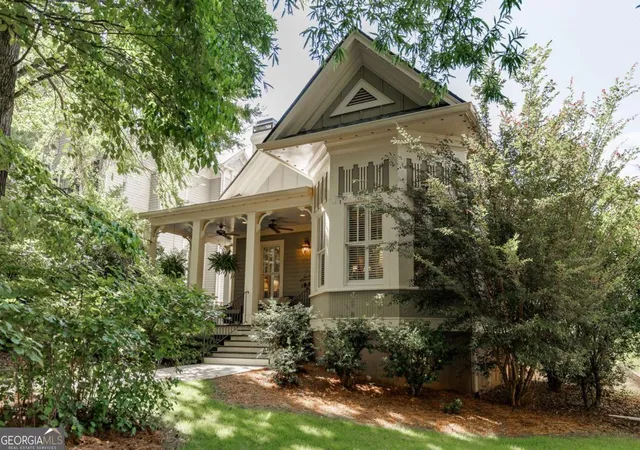 Single family home for sale at 3 Oak Grv Rd, Athens, GA 30607 | MLS# 10801043