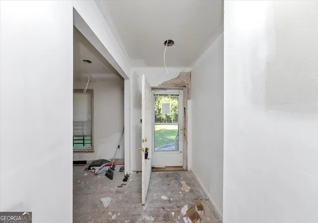 Photo 2 of Single family home for sale at 1280 Boat Rock Rd Sw, South Fulton, GA 30331 | MLS# 10850610 | Listing updated on 2026-10-06