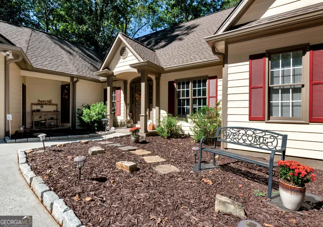 Photo 3 of Single family home for sale at 55 Sundown Way, Dawsonville, GA 30534 | MLS# 10872839 | Listing updated on 2026-10-28