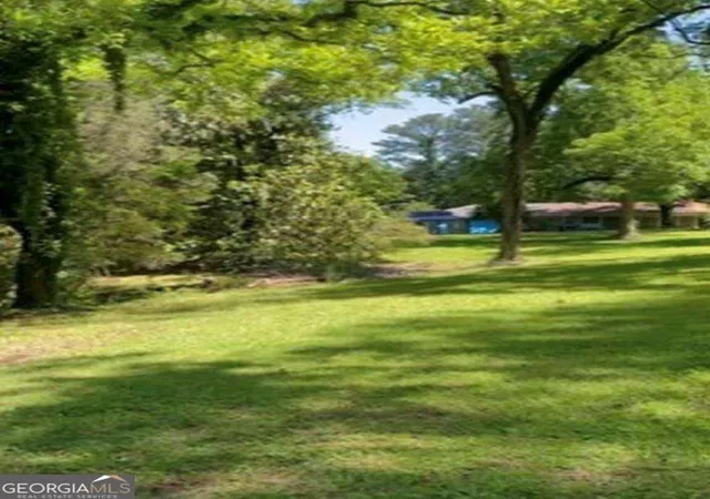 Photo 4 of Single family home for sale at 3300 Cascade Rd SW, Atlanta, GA 30311 | MLS# 10840747 | Listing updated on 2026-09-23