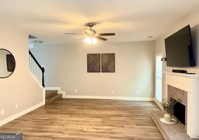 Photo 3 of Single family home for sale at 2887 Montview Dr Sw, Marietta, GA 30060 | MLS# 10840824 | Listing updated on 2026-09-15