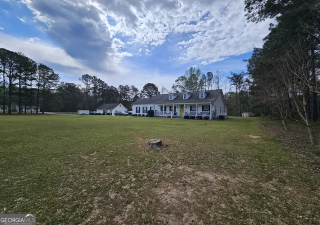 Photo 2 of Single family home for sale at 17 Goodwyn Rd, Newnan, GA 30265 | MLS# 10842913 | Listing updated on 2026-10-04