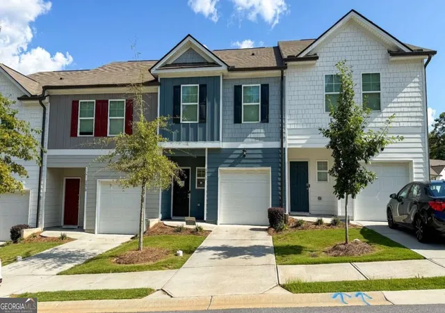 Photo 1 of Townhouse for sale at 3472 Lakeview Crk, Lithonia, GA 30038 | MLS# 10837685 | Listing updated on 2026-09-15