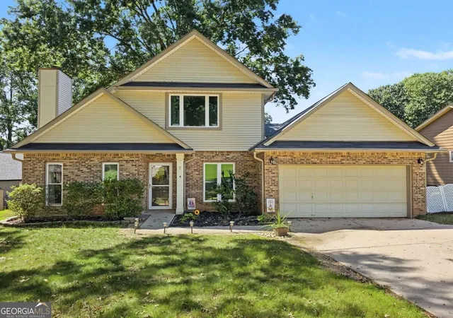 Photo 1 of Single family home for sale at 10845 Willow Meadow Cir, Alpharetta, GA 30022 | MLS# 10847849 | Listing updated on 2026-10-06