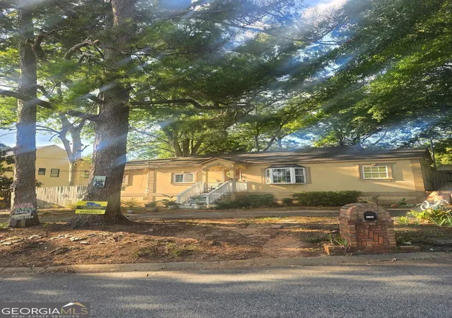 Photo 3 of Single family home for sale at 1203 Medlin St Se, Smyrna, GA 30080 | MLS# 10845622 | Listing updated on 2026-09-23