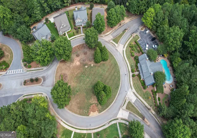 Photo 3 of Single family home for sale at 445 Summerlin Blvd, Newnan, GA 30265 | MLS# 10841090 | Listing updated on 2026-09-11