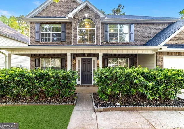 Photo 2 of Single family home for sale at 596 Vaughan Dr, Hampton, GA 30228 | MLS# 10851154 | Listing updated on 2026-10-06