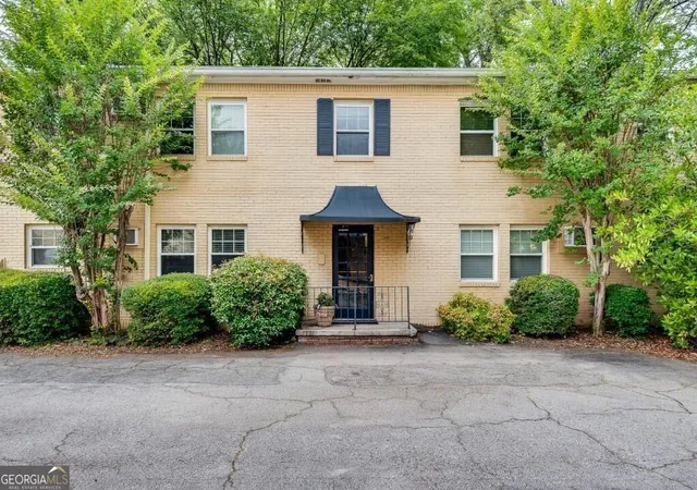 Photo 1 of Sale Pending at 1048 Saint Charles Ave Ne #7, Atlanta, GA 30306 | MLS# 10846722 | Listing updated on 2026-10-12
