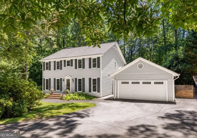 Photo 2 of Single family home for sale at 1942 Musket Ct, Smoke Rise, GA 30087 | MLS# 10842099 | Listing updated on 2026-09-09