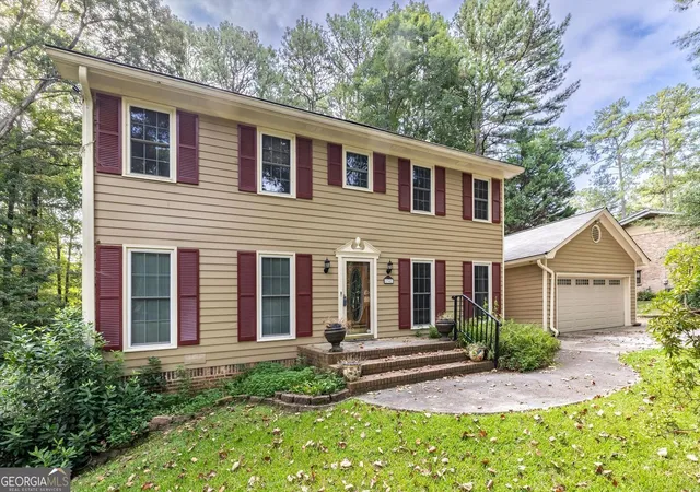 Photo 3 of Single family home for sale at 1942 Musket Ct, Smoke Rise, GA 30087 | MLS# 10842099 | Listing updated on 2026-09-09