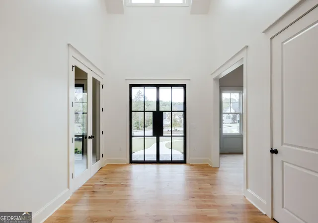 Photo 2 of Single family home for sale at 3119 Spartan Ests Dr, Athens, GA 30606 | MLS# 10839954 | Listing updated on 2026-09-11
