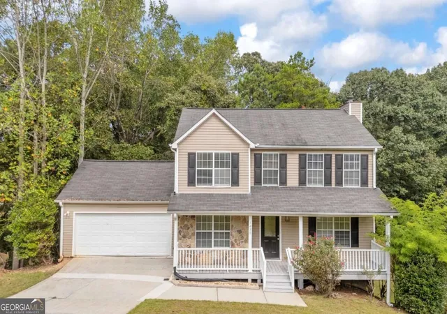 Single family home for sale at 1450 Timber Walk Dr, Loganville, GA 30052 | MLS# 10853611