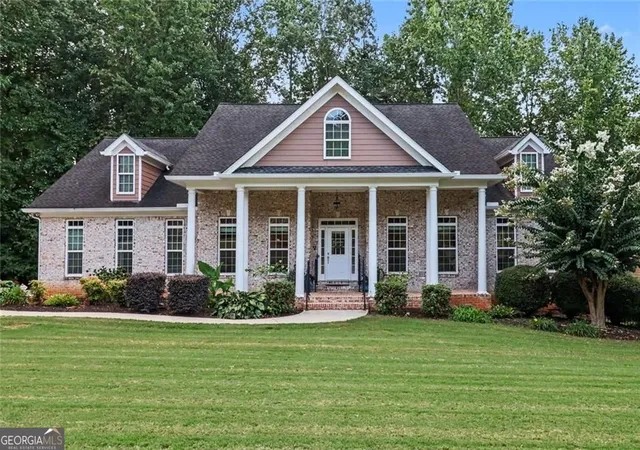 Photo 1 of Single family home for sale at 5453 Copper Crk Rd, Flowery Branch, GA 30542 | MLS# 10841629 | Listing updated on 2026-09-22