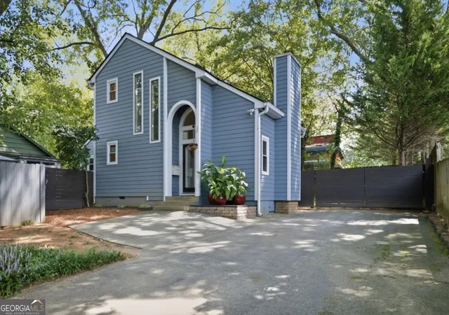 Photo 2 of Single family home for sale at 505 Oakdale Rd Ne #5, Atlanta, GA 30307 | MLS# 10827574 | Listing updated on 2026-10-05