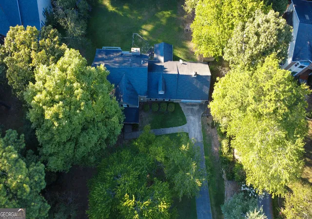 Photo 3 of Single family home for sale at 125 Picketts Lake Dr, Acworth, GA 30101 | MLS# 10857039 | Listing updated on 2026-10-30