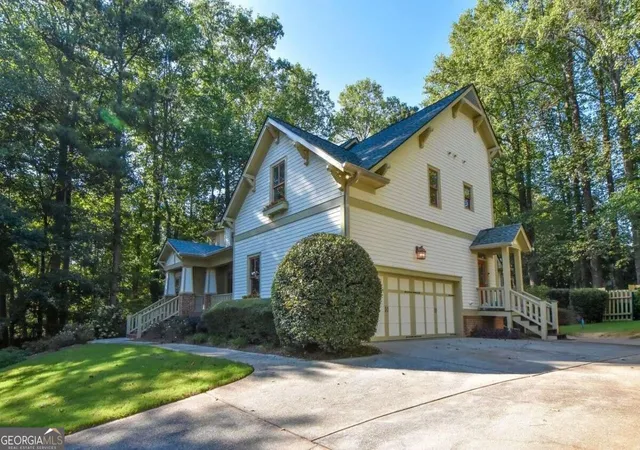 Photo 2 of Single family home for sale at 3470 Midvale Rd, Tucker, GA 30084 | MLS# 10849157 | Listing updated on 2026-10-02
