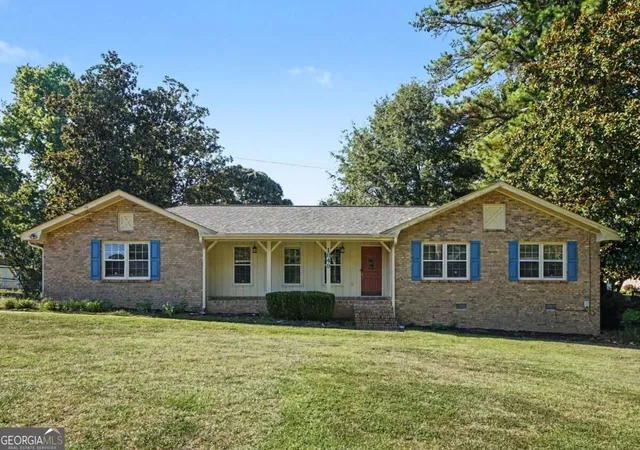 Photo 2 of Single family home for sale at 1849 Pinehurst Rd, Snellville, GA 30078 | MLS# 10844682 | Listing updated on 2026-09-11