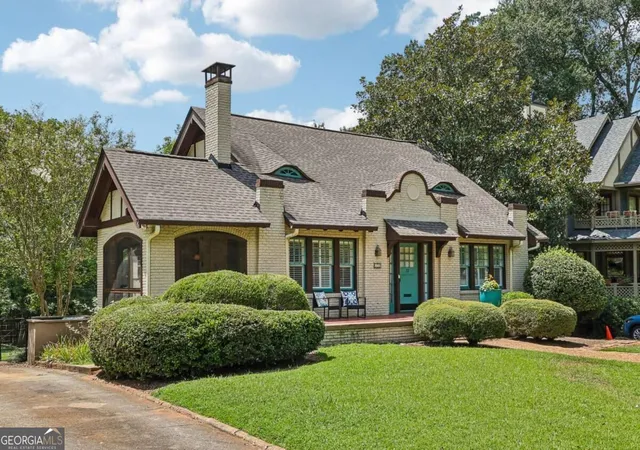 Photo 2 of Single family home for sale at 13 Kensington Rd, Avondale Estates, GA 30002 | MLS# 10852819 | Listing updated on 2026-10-05