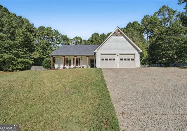 Photo 3 of Single family home for sale at 4810 Augustus Ct, Woodstock, GA 30188 | MLS# 10844806 | Listing updated on 2026-09-14