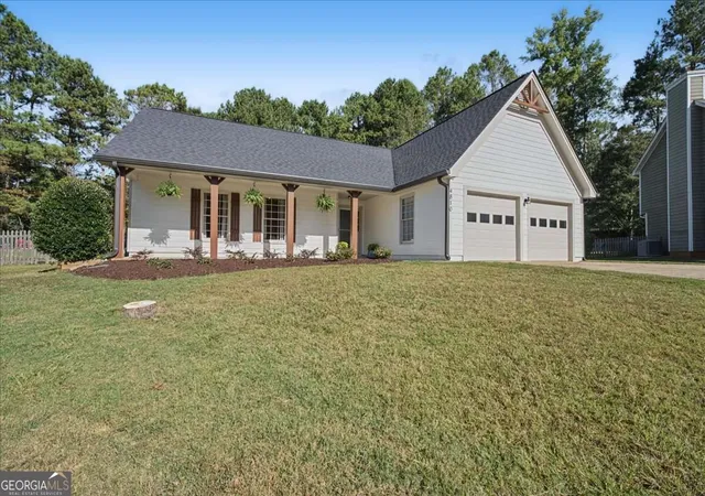 Photo 4 of Single family home for sale at 4810 Augustus Ct, Woodstock, GA 30188 | MLS# 10844806 | Listing updated on 2026-09-14