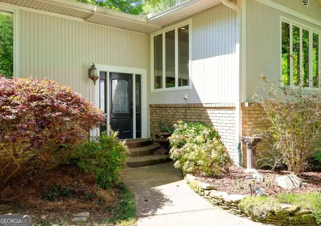 Photo 3 of Single family home for sale at 8277 Buchanan Hwy, Dallas, GA 30157 | MLS# 10838537 | Listing updated on 2026-09-16