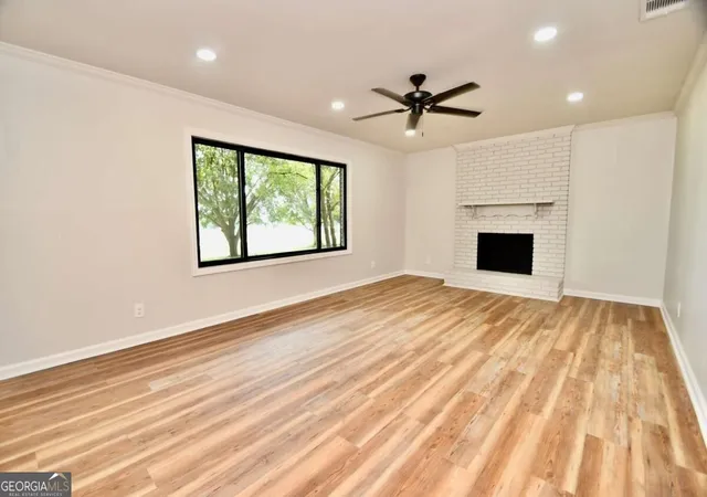 Photo 3 of Single family home for sale at 8588 Highway 98 W, Commerce, GA 30530 | MLS# 10848210 | Listing updated on 2026-09-18