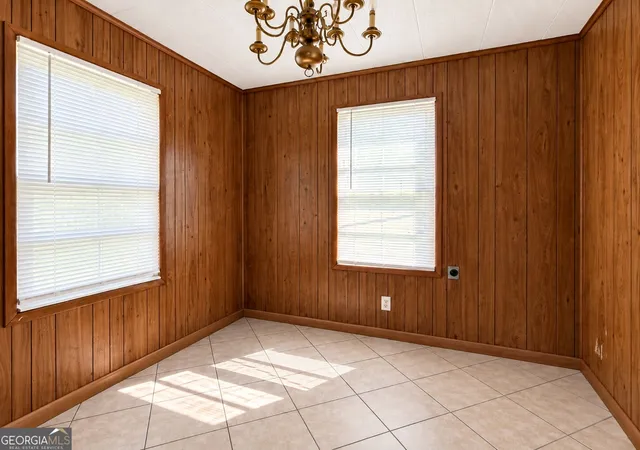 Photo 3 of Sale Pending at 2201 Tebeau St, Waycross, GA 31501 | MLS# 10851753 | Listing updated on 2026-10-27