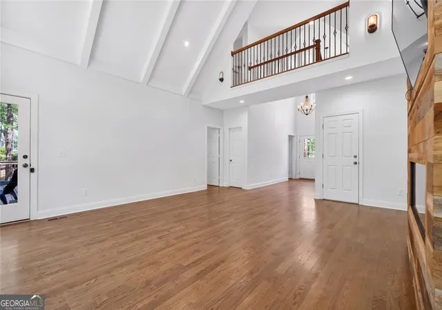 Photo 4 of Single family home for sale at 2090 Double Crk Ln, Alpharetta, GA 30004 | MLS# 10840616 | Listing updated on 2026-10-02
