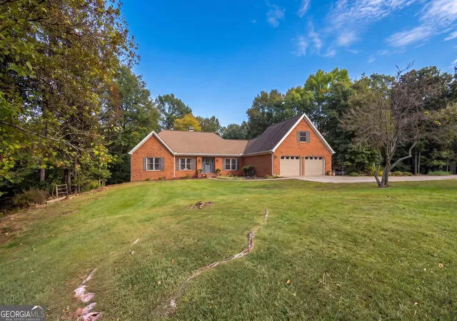 Photo 2 of Single family home for sale at 341 Cowart Mountain Rd, Jasper, GA 30143 | MLS# 10878316 | Listing updated on 2026-10-25