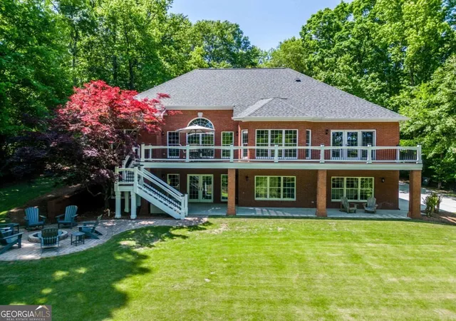 Photo 3 of Sale Pending at 103 Water Ridge Dr, Milledgeville, GA 31061 | MLS# 10837930 | Listing updated on 2026-09-09