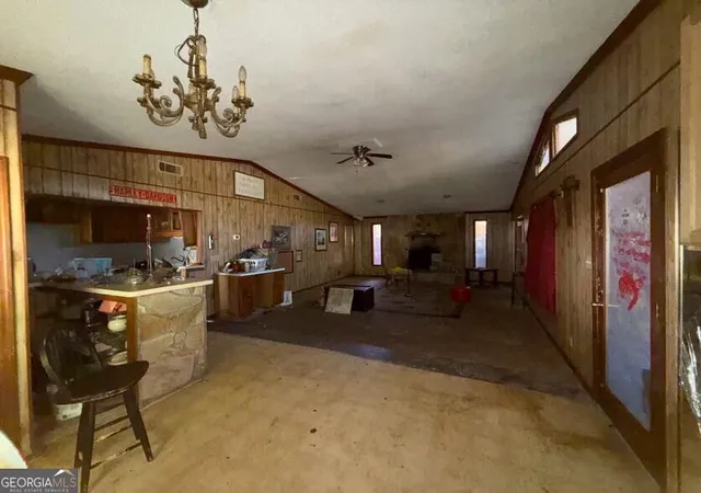 Photo 4 of Single family home for sale at 3855 Andrews Dr, Macon, GA 31206 | MLS# 10879731 | Listing updated on 2026-10-28