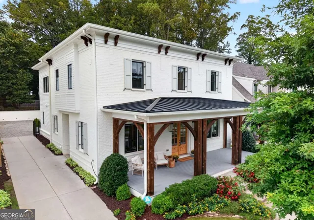 Photo 2 of Single family home for sale at 146 Weyhill Ct, Alpharetta, GA 30009 | MLS# 10843657 | Listing updated on 2026-09-10