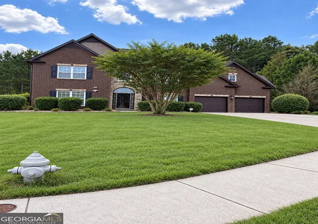 Photo 1 of Single family home for sale at 4685 Ml Water Xing, Douglasville, GA 30135 | MLS# 10845298 | Listing updated on 2026-09-28