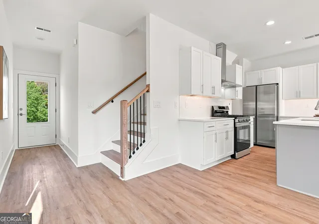 Photo 3 of Single family home for sale at 30 Golden Autumn Dr, Dahlonega, GA 30533 | MLS# 10843623 | Listing updated on 2026-09-10