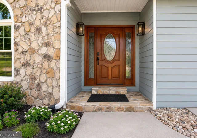 Photo 2 of Single family home for sale at 4204 Newpond Trl Ne, Kennesaw, GA 30144 | MLS# 10840003 | Listing updated on 2026-09-04