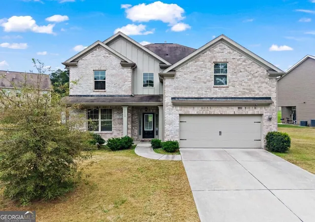 Single family home for sale at 2430 Overlook Ave, Lithonia, GA 30058 | MLS# 10853339