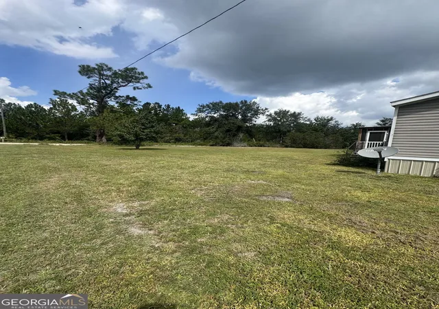 Photo 3 of Single family home for sale at 1164 Pine Valley Rd, Waycross, GA 31503 | MLS# 10851244 | Listing updated on 2026-10-29