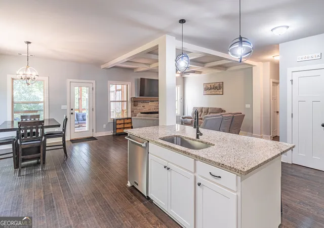 Photo 4 of Single family home for sale at 1221 Shiva Blvd, Winder, GA 30680 | MLS# 10843728 | Listing updated on 2026-09-13