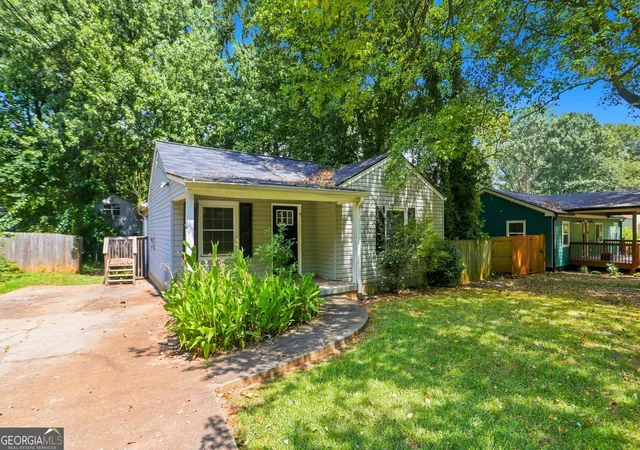 Photo 1 of Single family home for sale at 3444 Orchard Cir, Decatur, GA 30032 | MLS# 10838540 | Listing updated on 2026-09-04