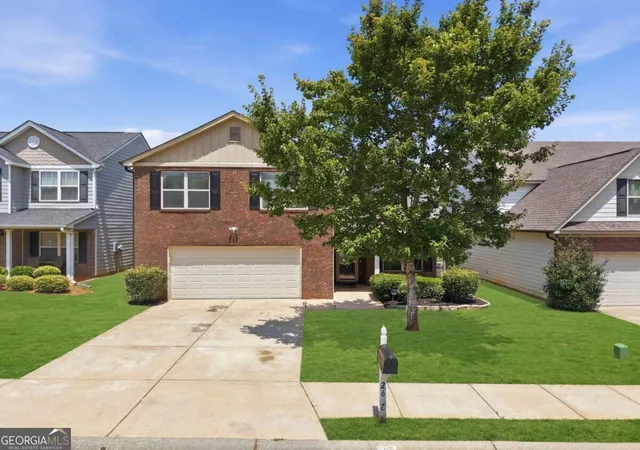 Photo 4 of Single family home for sale at 262 Parkview Pl Dr, Mcdonough, GA 30253 | MLS# 10838714 | Listing updated on 2026-09-16