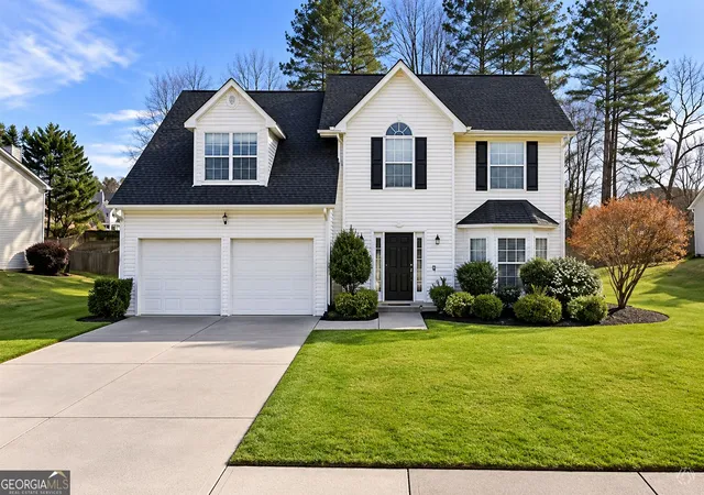 Photo 1 of Sale Pending at 322 Silverleaf Ln, Dallas, GA 30157 | MLS# 10823026 | Listing updated on 2026-09-18