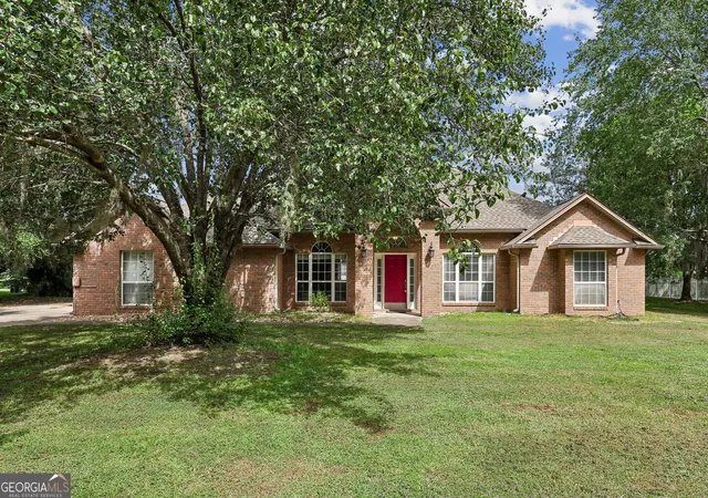 Photo 1 of Single family home for sale at 209 Lake Manor Dr, Kingsland, GA 31548 | MLS# 10848625 | Listing updated on 2026-10-02