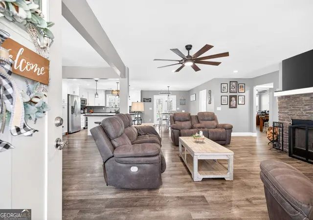 Photo 3 of Single family home for sale at 2361 County Line Rd, Mansfield, GA 30055 | MLS# 10838361 | Listing updated on 2026-09-23