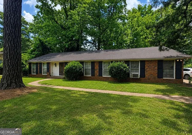 Photo 3 of Single family home for sale at 3790 Snapfinger Rd, Lithonia, GA 30038 | MLS# 10803865 | Listing updated on 2026-09-20