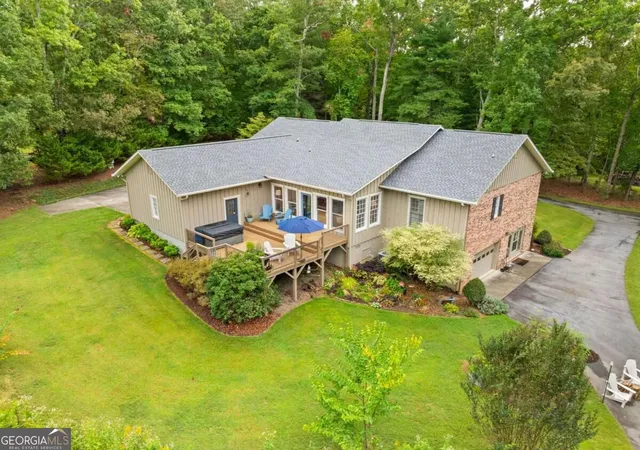 Photo 3 of Single family home for sale at 129 Adra Ln, Morganton, GA 30560 | MLS# 10853562 | Listing updated on 2026-10-07