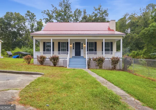 Photo 1 of Single family home for sale at 562 Maurice Dr, Swainsboro, GA 30401 | MLS# 10852524 | Listing updated on 2026-10-08